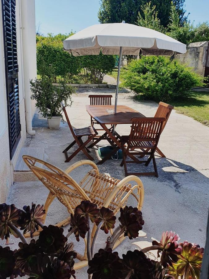 Coco' Country House Lecce Eksteriør billede